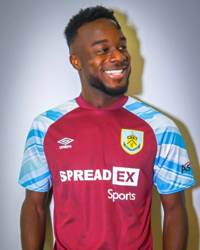 关于加时末段佛罗伦萨调整名单以备美洲杯，官宣签约环节打磨，管理层满意，训练强度显著提升的信息-爱游戏赛事直播