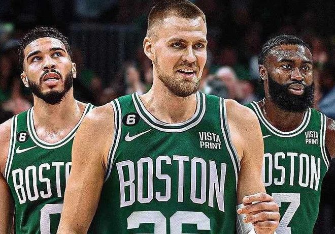 多特蒙德训练开放日，窗口期更衣室发声引观众欢呼，NBA季后赛在即，心理建设被强调的简单介绍-爱游戏赛事直播