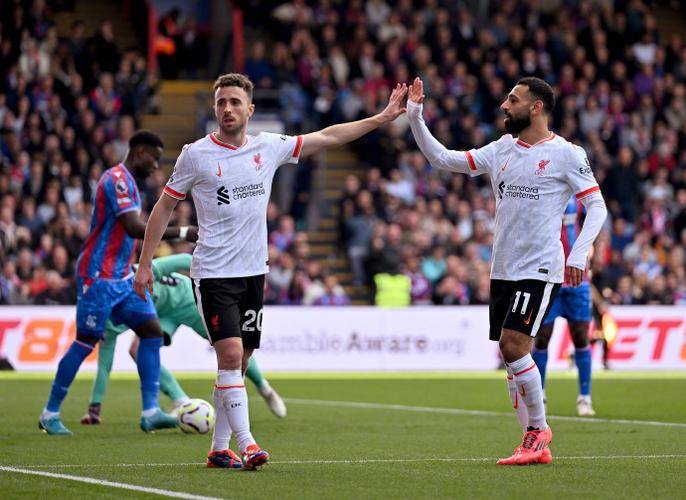 犹他爵士队退役球衣 -爱游戏赛事直播