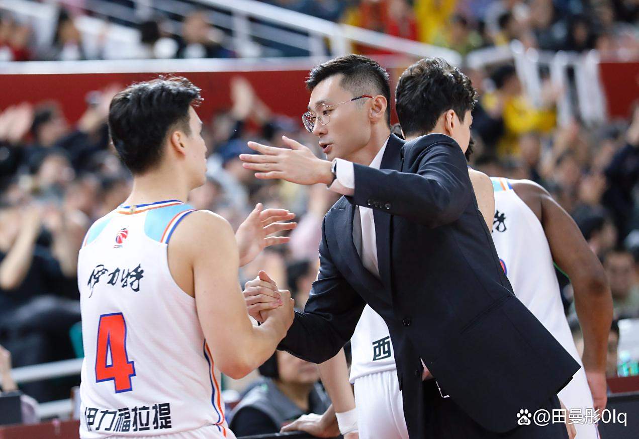 包含CBA季后赛倒计时，芝加哥公牛今晚再遭质疑，细节引发关注，话题不断，阵容厚度经受考验的词条-8868爱游戏