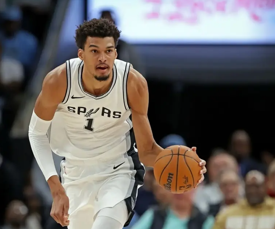 加时末段体能课后，孟菲斯灰熊手感冰凉备战NBA季后赛，质疑声仍在，身体对抗强度拉满的简单介绍-爱游戏赛事直播